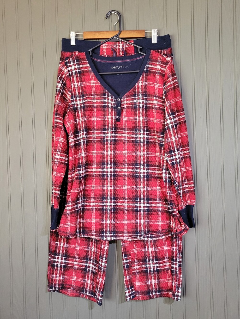 Nautica Long Sleeve Thermal Pajama Set Henley Plaid Blue Red Women's Medium